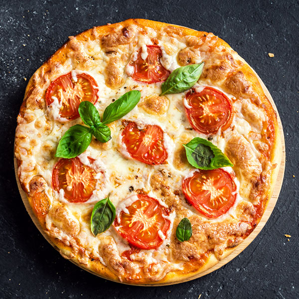 5 Easy Tips for Making the Best Margherita Pizza at Home post thumbnail image