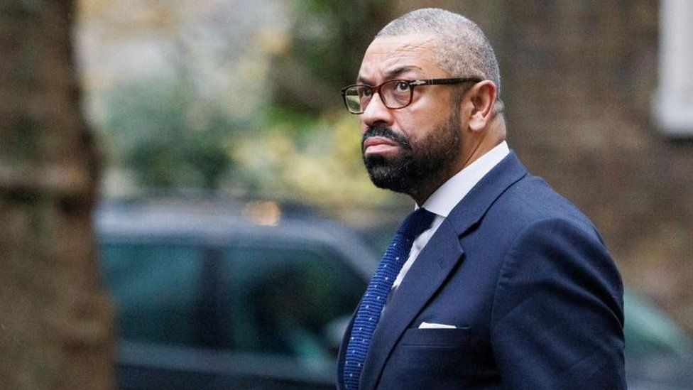 Home Secretary James Cleverly apologises for ‘ironic joke’ about spiking wife’s drink post thumbnail image