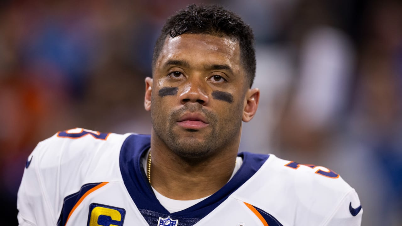 “Russell Wilson: A Quarterback Extraordinaire and Role Model” post thumbnail image