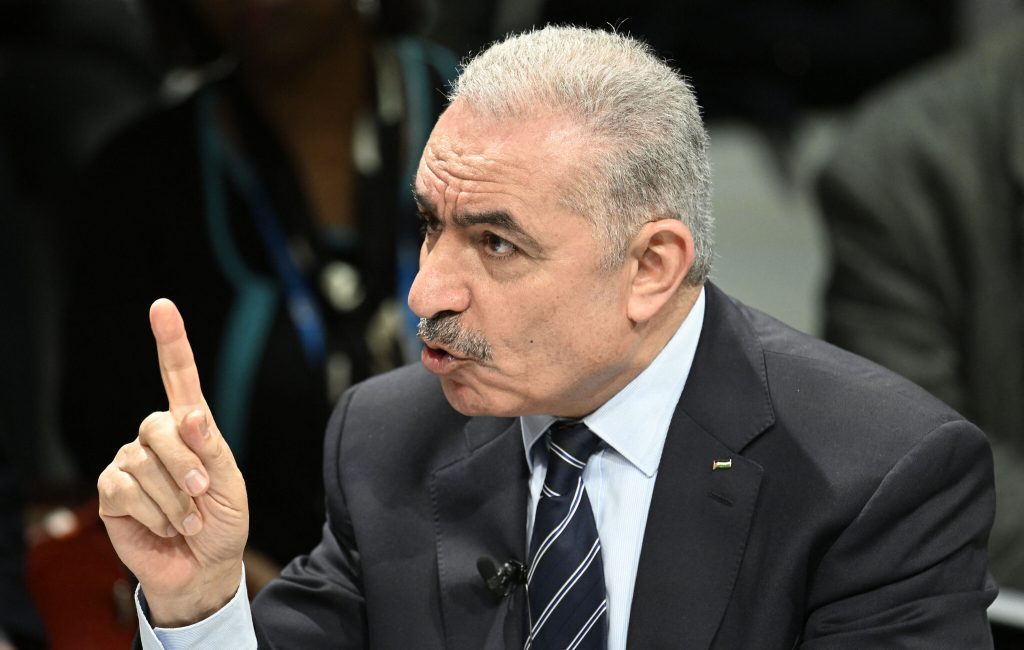 Mohammad Shtayyeh Profile, Wife, Family or more