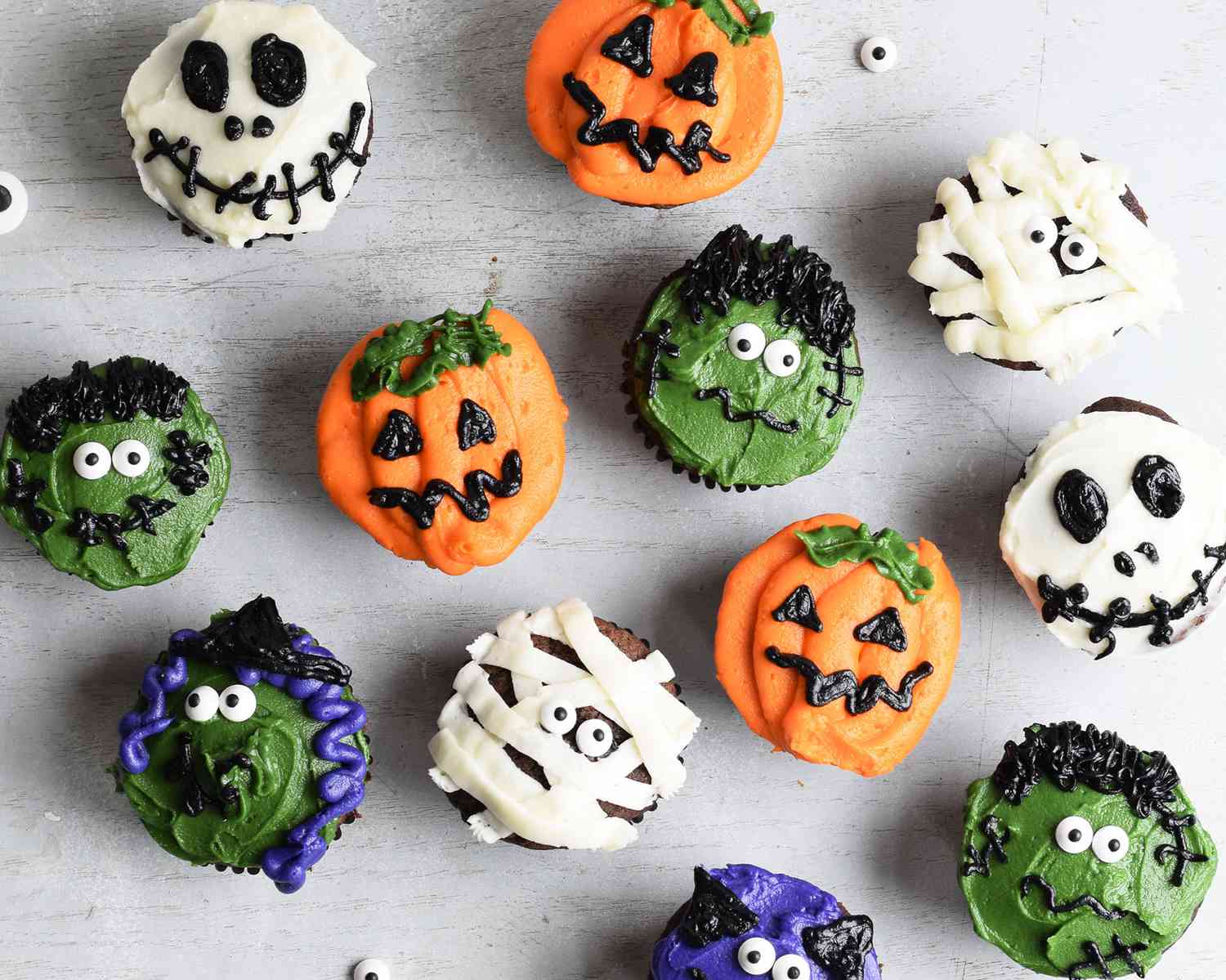 “Creepy and Cute: Halloween Cupcakes to Delight Your Inner Ghoul” post thumbnail image