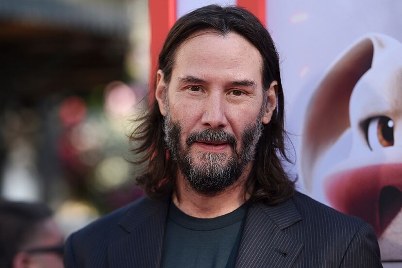 "Keanu Reeves: The Timeless Hollywood Star Who Continues to Captivate Audiences"